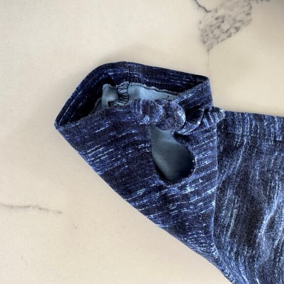 Old Navy Blue Striped Crop Leggings with Bow Detail - Picture 3 of 4